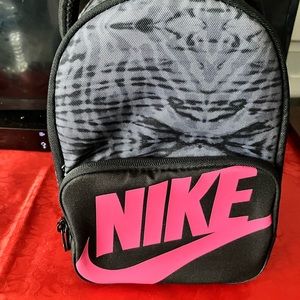 Brand new Nike girls lunchbox